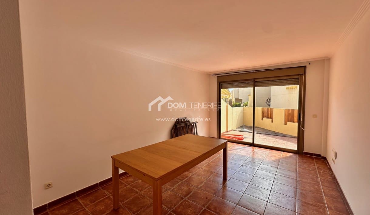 3 soveværelse Byhus til salg i La Tejita med swimmingpool - € 429.000 (Ref: 9006490)