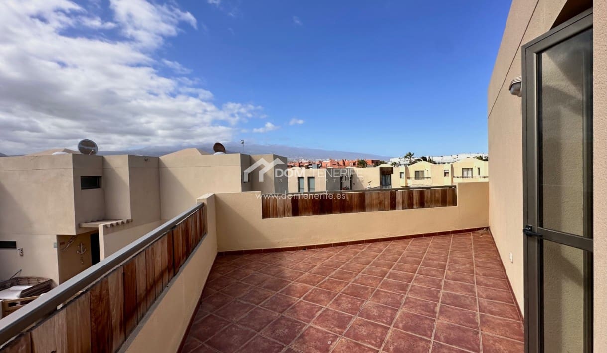 3 soveværelse Byhus til salg i La Tejita med swimmingpool - € 429.000 (Ref: 9006490)