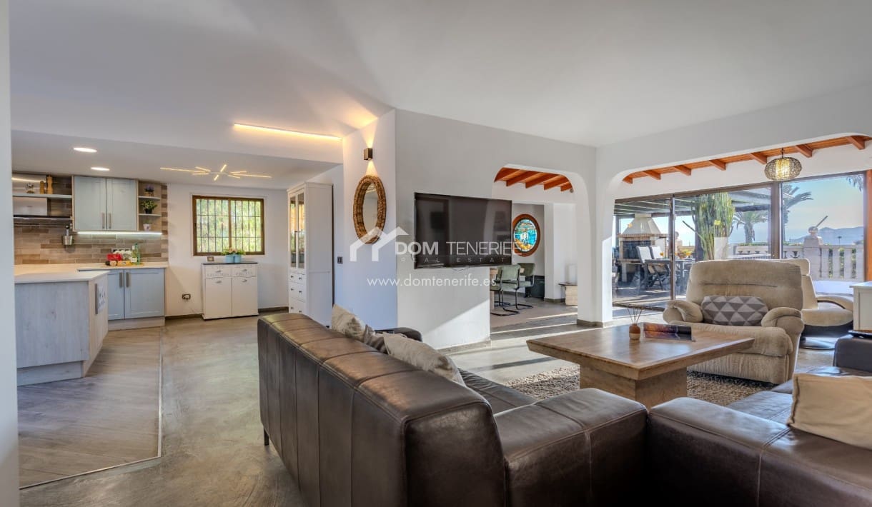 3 soveværelse Villa til salg i Amarilla Golf med swimmingpool garage - € 1.590.000 (Ref: 9013212)