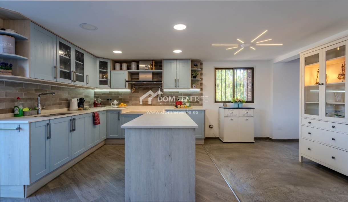 3 soveværelse Villa til salg i Amarilla Golf med swimmingpool garage - € 1.590.000 (Ref: 9013212)