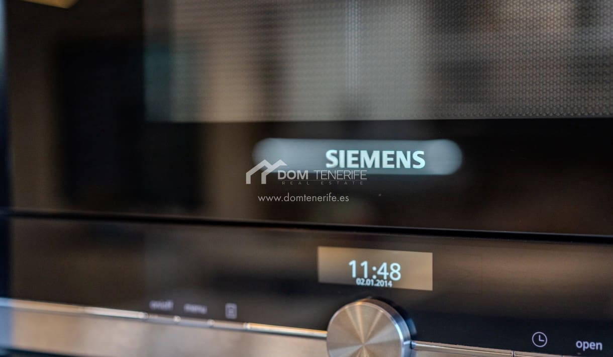 3 soveværelse Villa til salg i Amarilla Golf med swimmingpool garage - € 1.590.000 (Ref: 9013212)