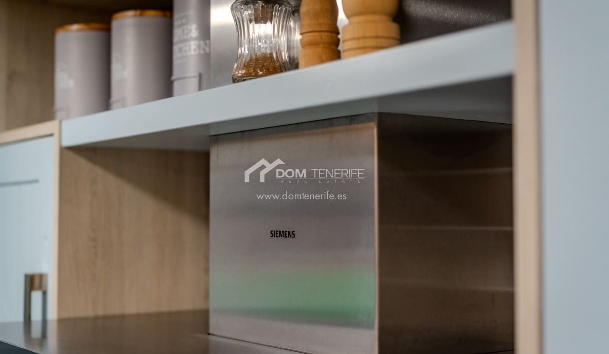 3 soveværelse Villa til salg i Amarilla Golf med swimmingpool garage - € 1.590.000 (Ref: 9013212)