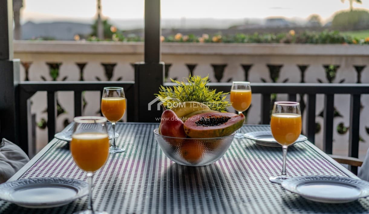 3 soveværelse Villa til salg i Amarilla Golf med swimmingpool garage - € 1.590.000 (Ref: 9013212)