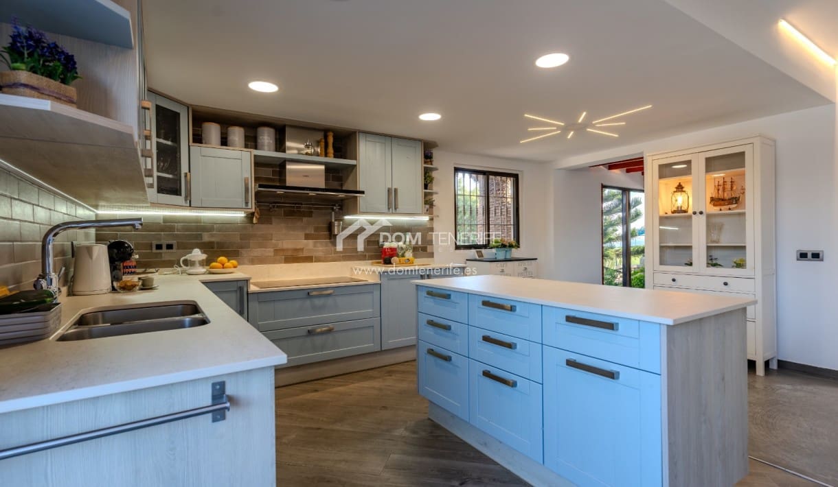 3 soveværelse Villa til salg i Amarilla Golf med swimmingpool garage - € 1.590.000 (Ref: 9013212)