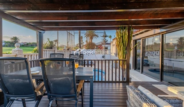 3 soveværelse Villa til salg i Amarilla Golf, San Miguel de Abona med swimmingpool garage - € 1.590.000 (Ref: 9013212)