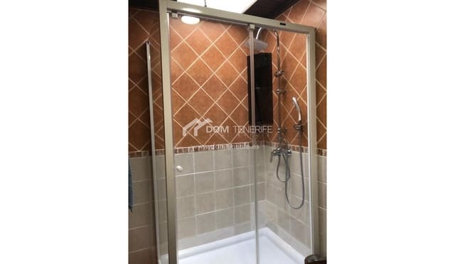 4 makuuhuone Omakotitalo vuokrattavana paikassa Alcala, Guía de Isora - 1 600 € (Ref: 9076840)