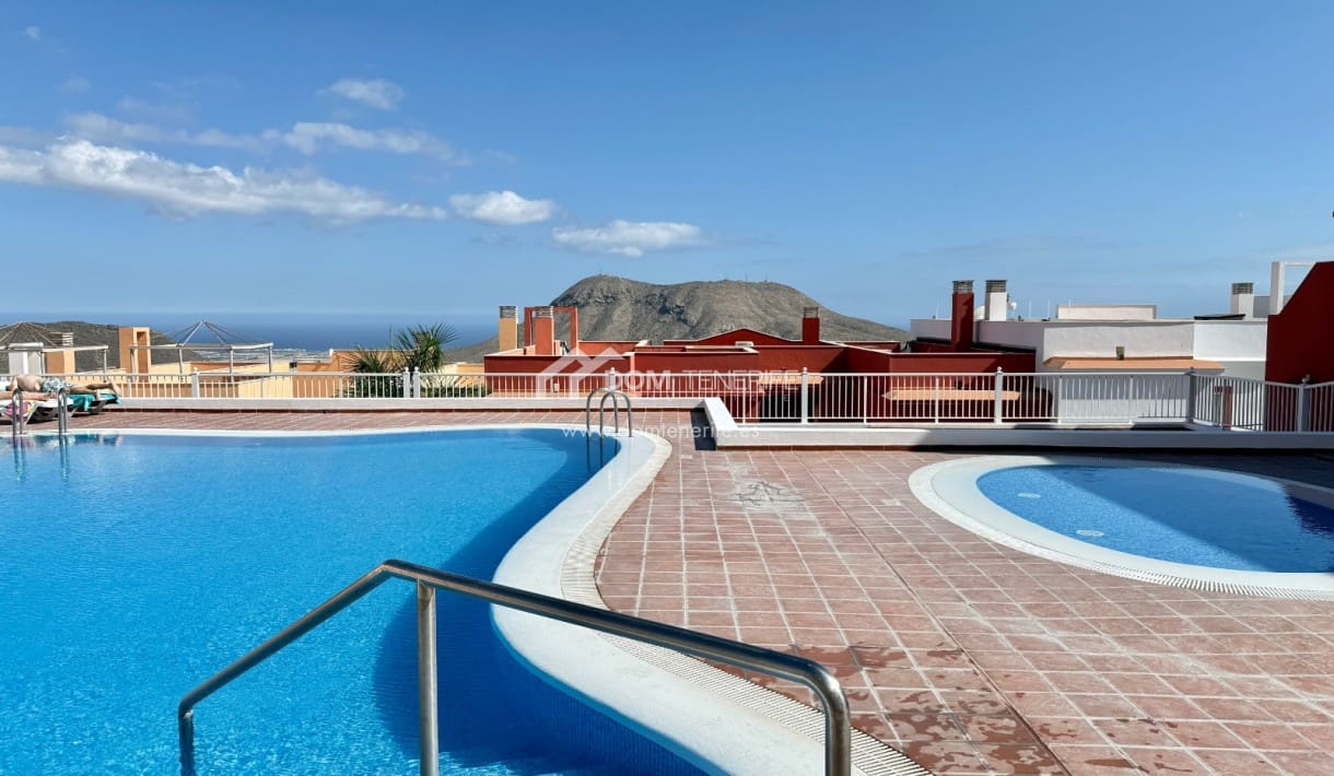 2 soveværelse Lejlighed til salg i Chayofa med swimmingpool - € 354.900 (Ref: 9086544)