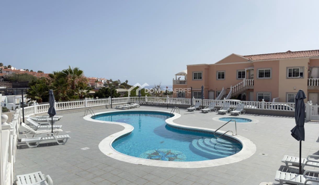 2 chambre Appartement à vendre à El Madronal avec piscine - 345 000 € (Ref: 9103966)