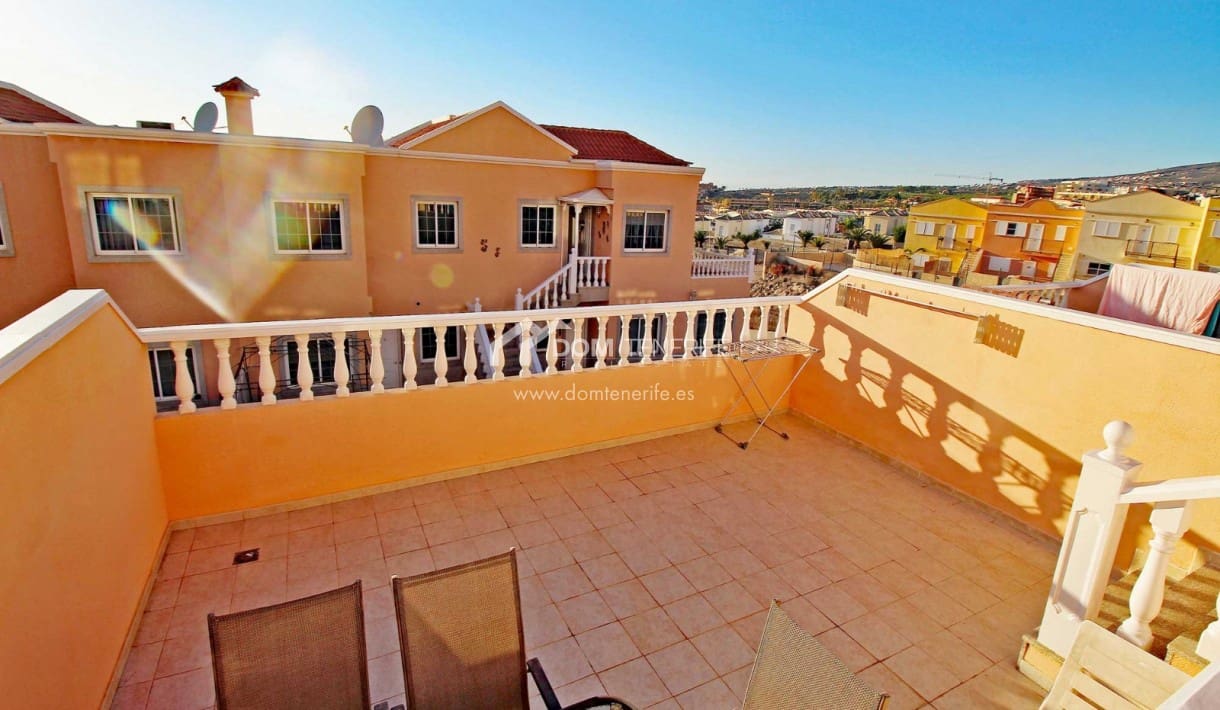 2 chambre Appartement à vendre à El Madronal avec piscine - 345 000 € (Ref: 9103966)