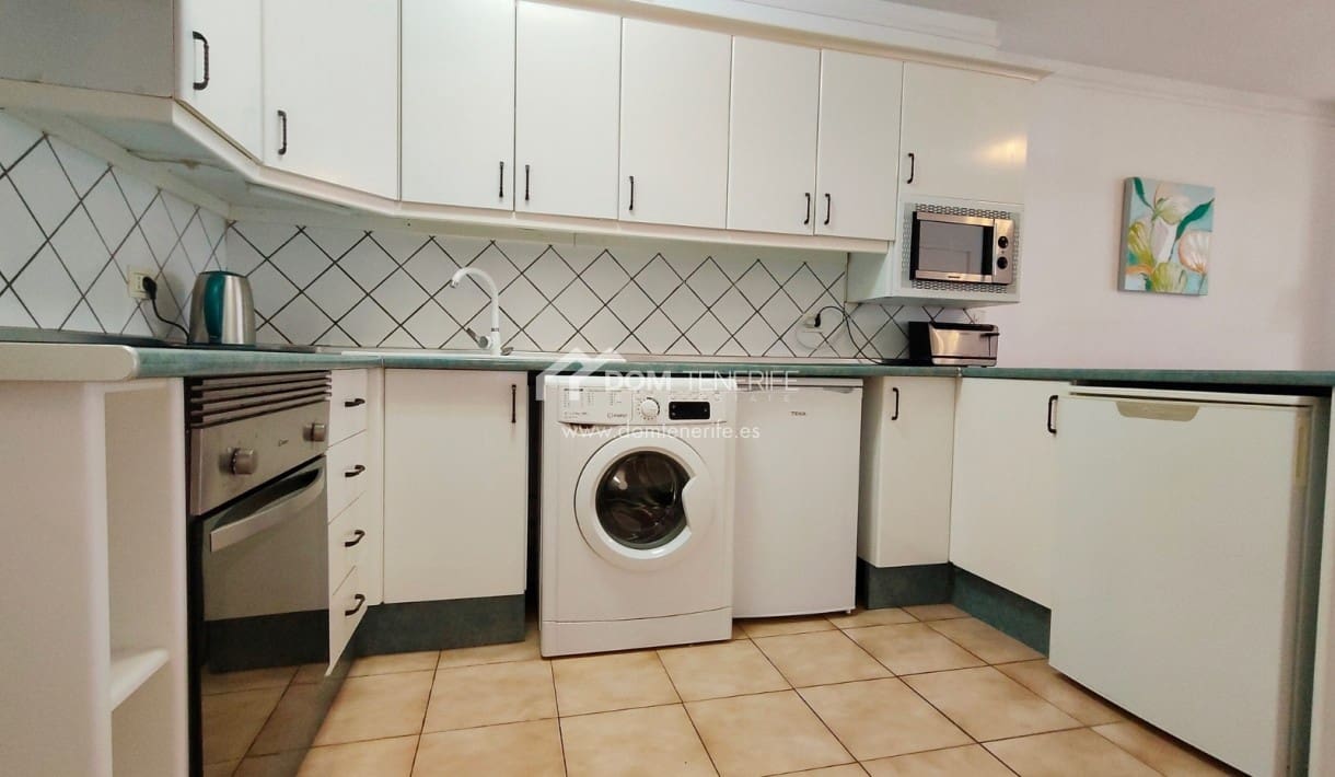 2 chambre Appartement à vendre à Los Cristianos avec piscine - 315 000 € (Ref: 9142036)