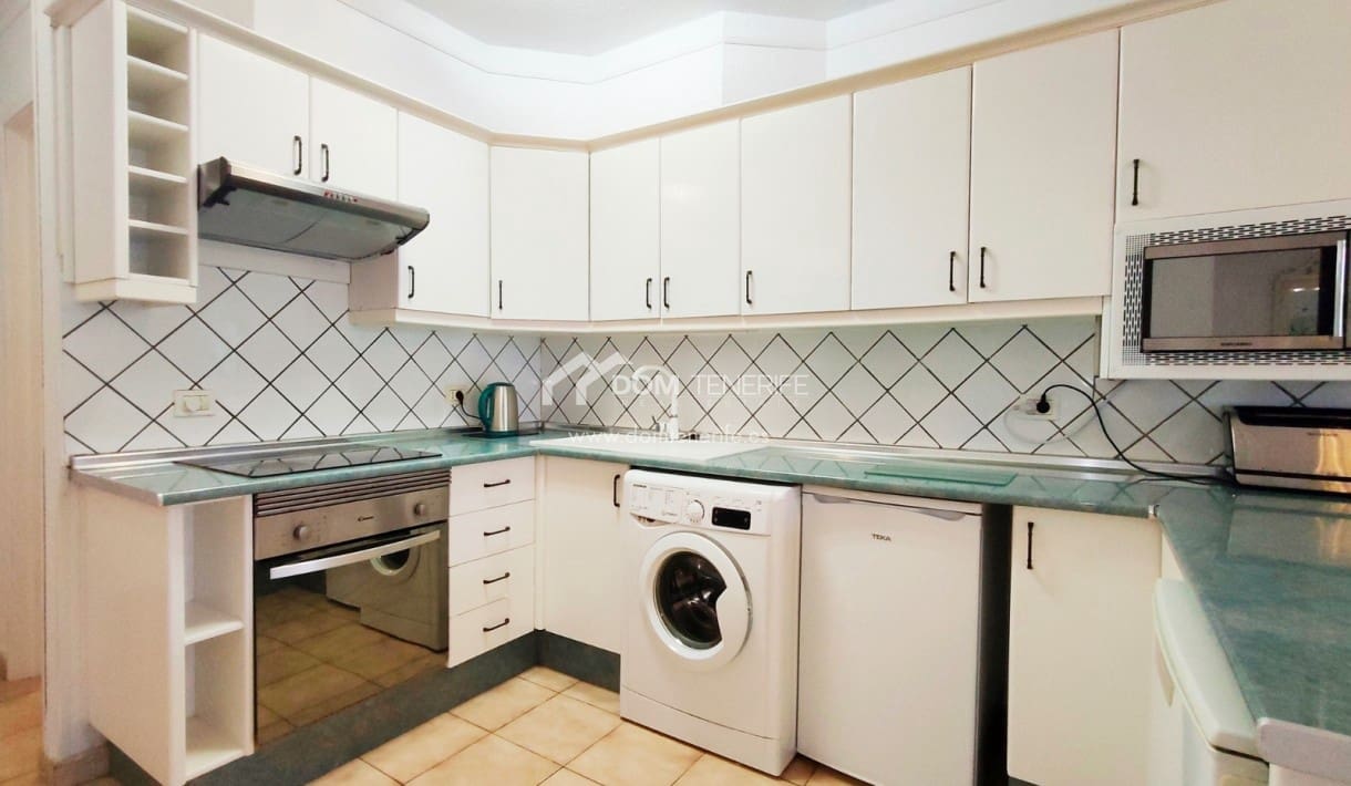 2 chambre Appartement à vendre à Los Cristianos avec piscine - 315 000 € (Ref: 9142036)