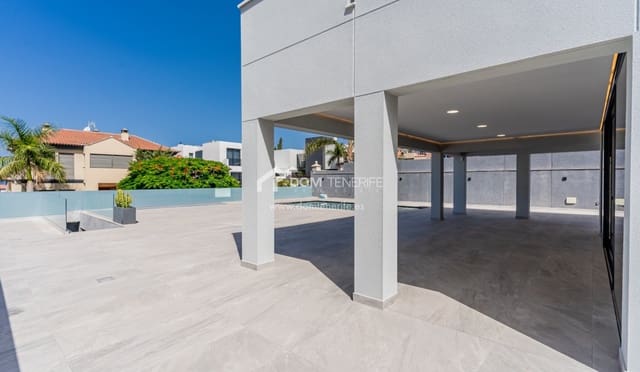 4 chambre Villa/Maison à vendre à Playa de Fañabé Alto, Adeje avec piscine garage - 1 850 000 € (Ref: 9148765)