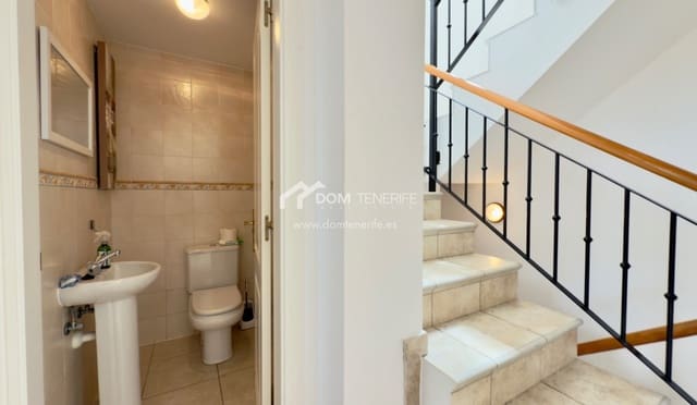 2 makuuhuone Omakotitalo vuokrattavana paikassa El Madroñal, Adeje mukana uima-altaan - 3 500 € (Ref: 9180222)