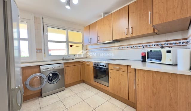 2 makuuhuone Omakotitalo vuokrattavana paikassa El Madroñal, Adeje mukana uima-altaan - 3 500 € (Ref: 9180222)