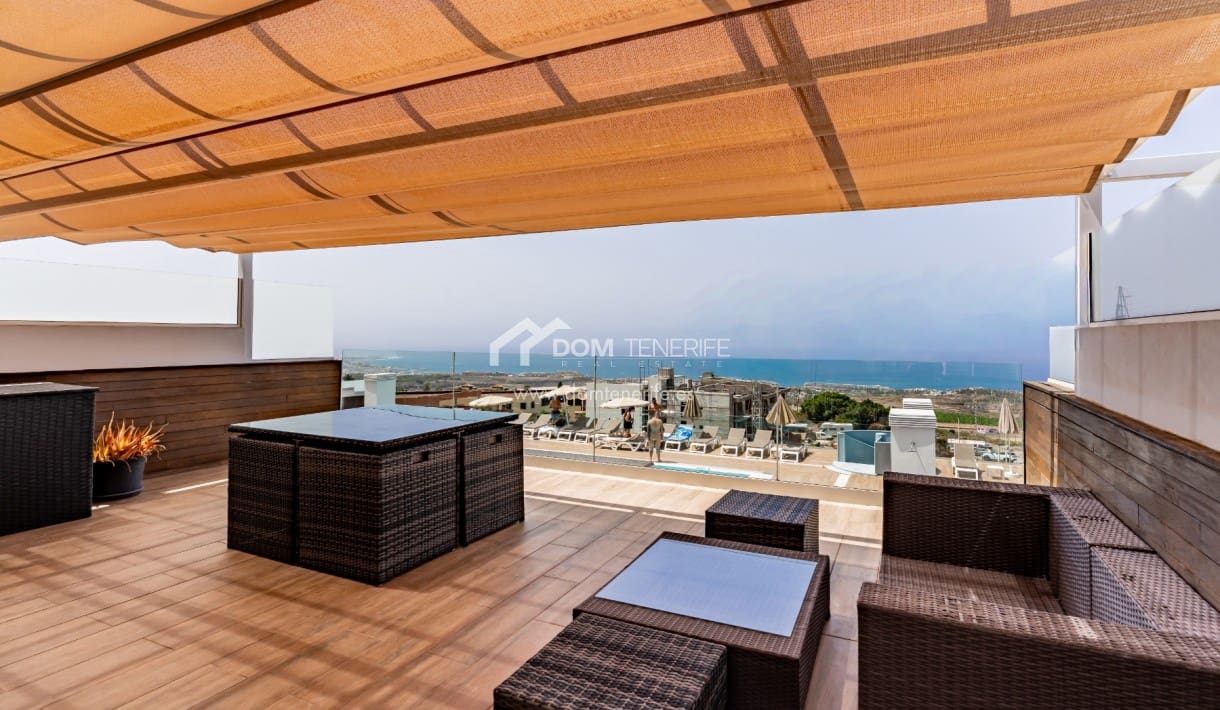 2 soveværelse Penthouse til salg i Adeje med swimmingpool - € 495.000 (Ref: 9181867)