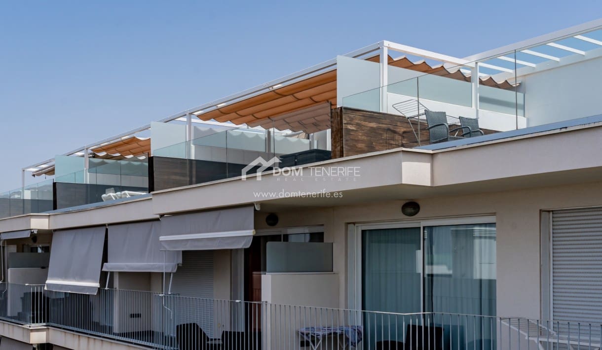 2 soveværelse Penthouse til salg i Adeje med swimmingpool - € 495.000 (Ref: 9181867)