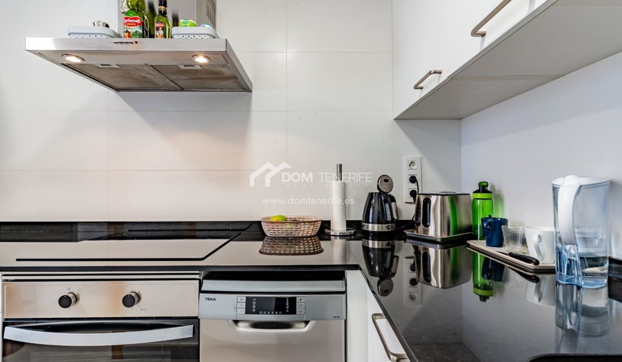 2 soveværelse Penthouse til salg i Adeje med swimmingpool - € 495.000 (Ref: 9181867)