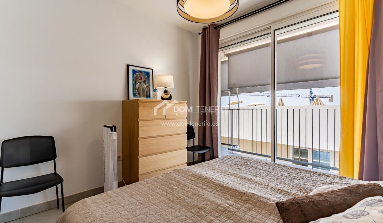 2 soveværelse Penthouse til salg i Adeje med swimmingpool - € 495.000 (Ref: 9181867)