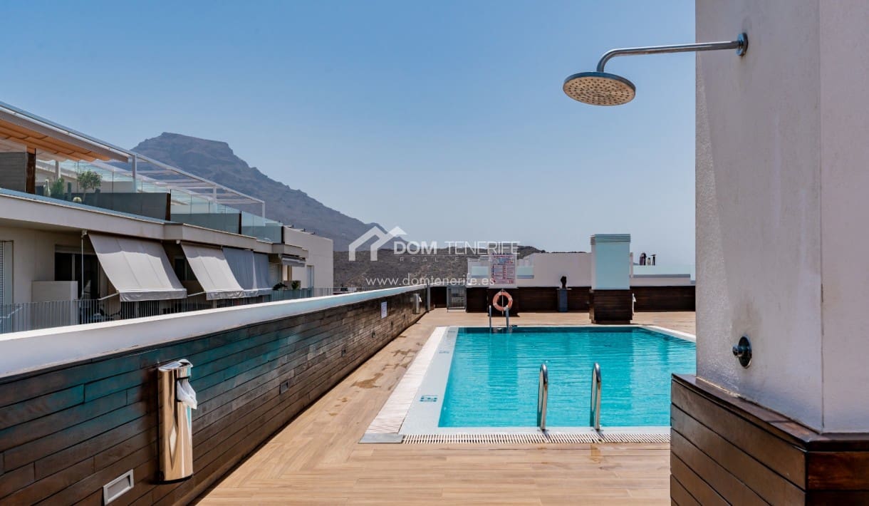 2 soveværelse Penthouse til salg i Adeje med swimmingpool - € 495.000 (Ref: 9181867)