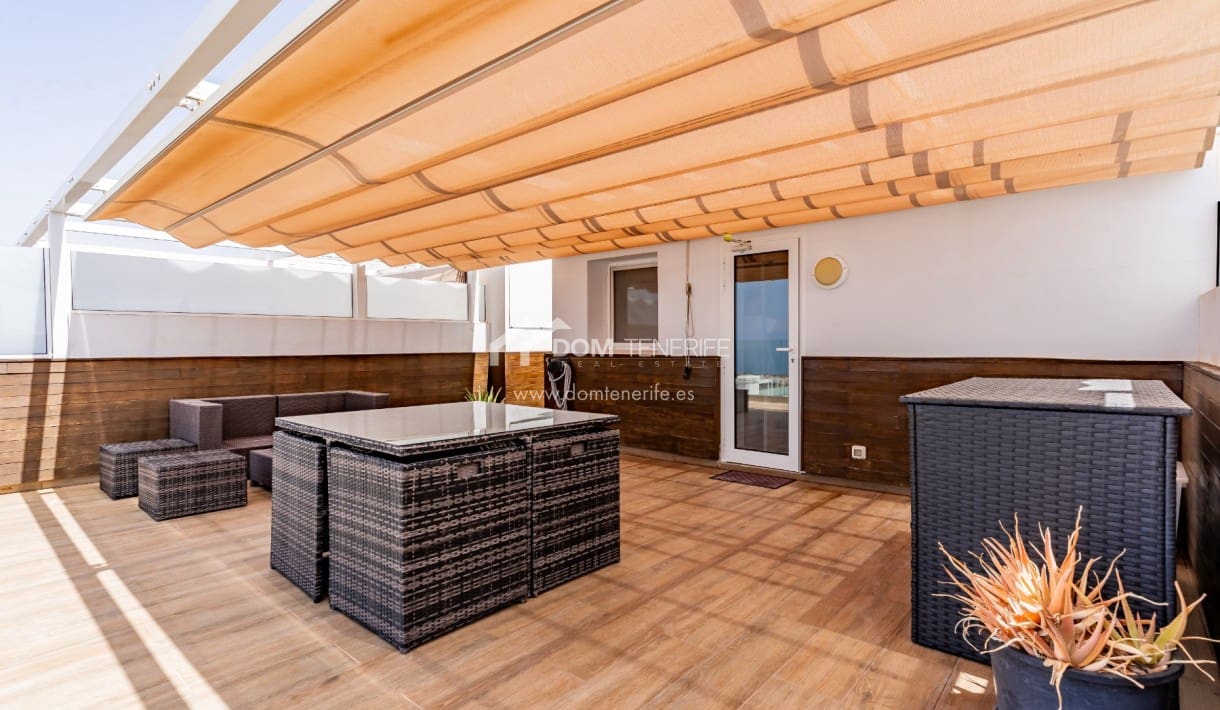 2 soveværelse Penthouse til salg i Adeje med swimmingpool - € 495.000 (Ref: 9181867)