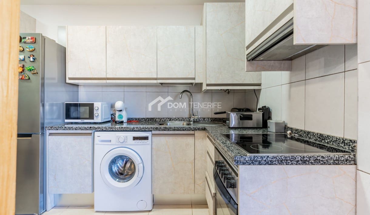 Apartamento de 2 habitaciones en Amarilla Golf en venta con piscina - 370.000 € (Ref: 9221883)