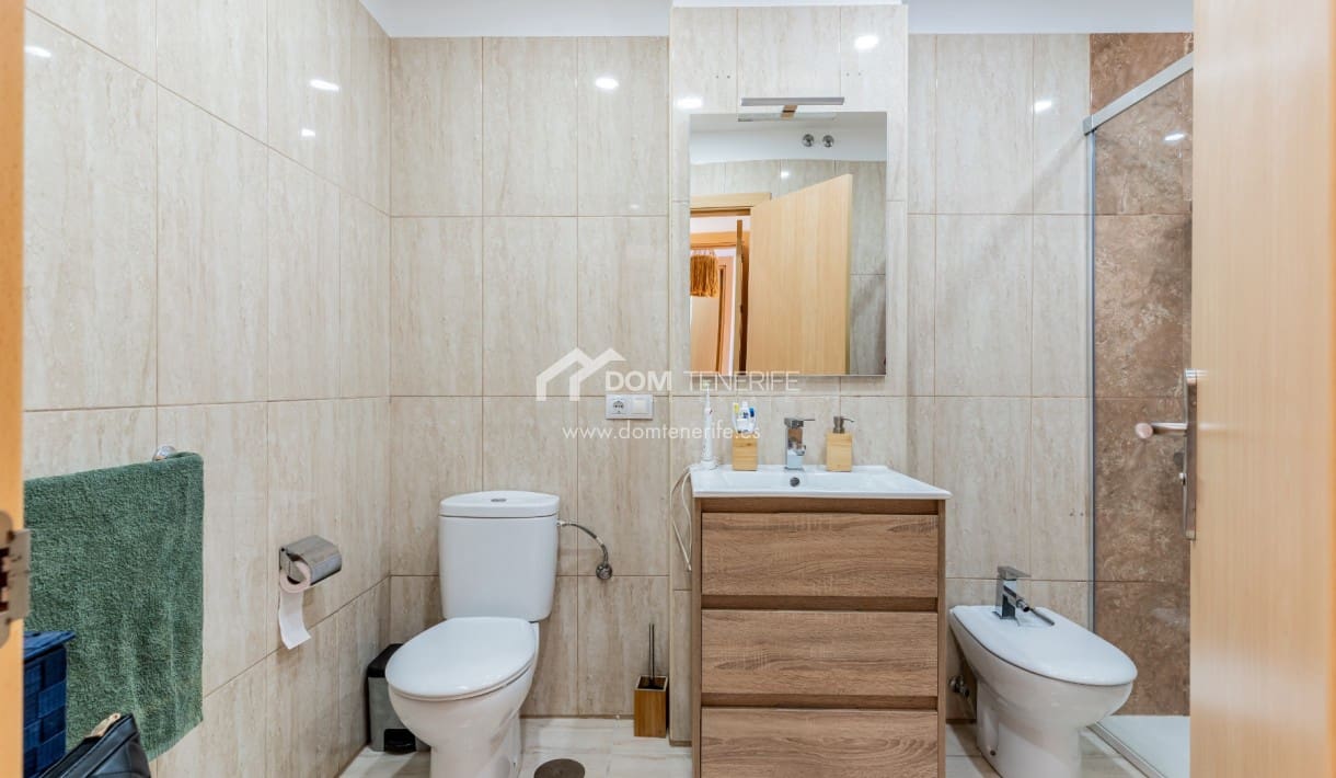 Apartamento de 2 habitaciones en Amarilla Golf en venta con piscina - 370.000 € (Ref: 9221883)