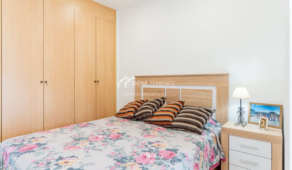 Apartamento de 2 habitaciones en Amarilla Golf en venta con piscina - 370.000 € (Ref: 9221883)