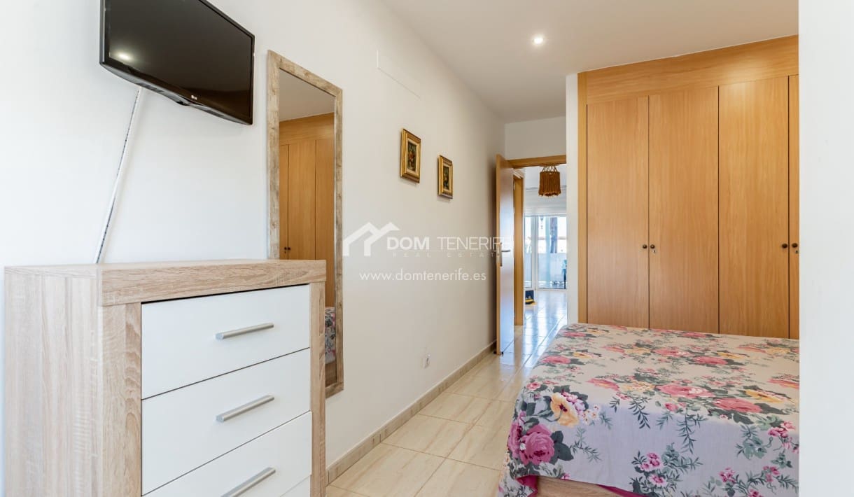 Apartamento de 2 habitaciones en Amarilla Golf en venta con piscina - 370.000 € (Ref: 9221883)