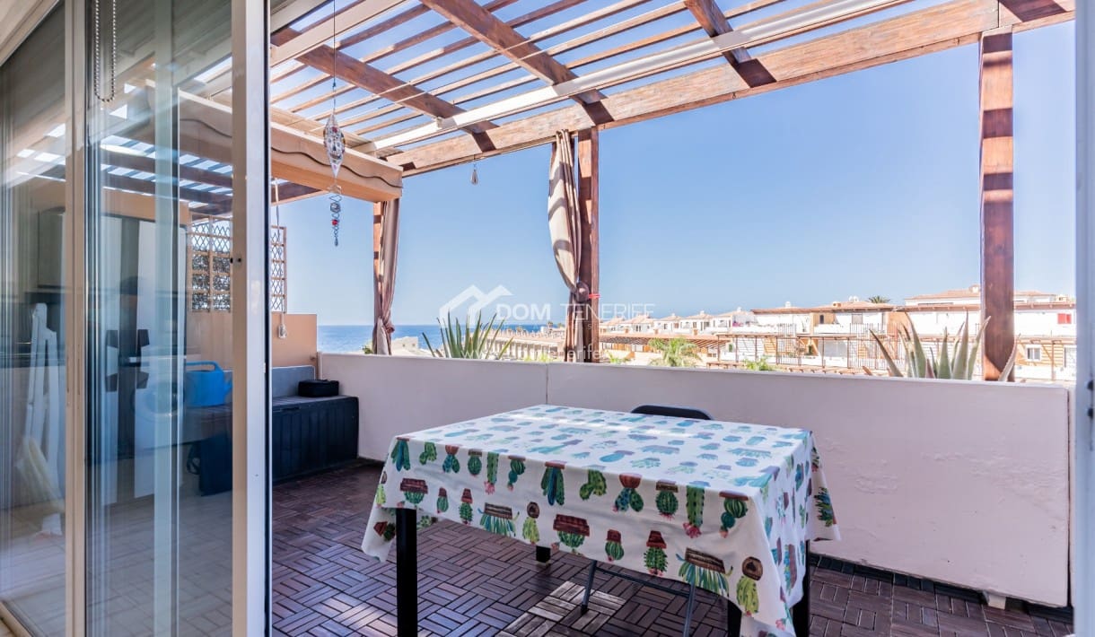 Apartamento de 2 habitaciones en Amarilla Golf en venta con piscina - 370.000 € (Ref: 9221883)