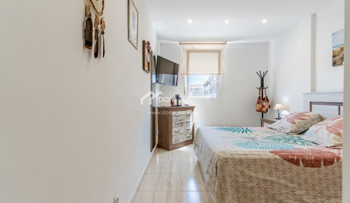 Apartamento de 2 habitaciones en Amarilla Golf en venta con piscina - 370.000 € (Ref: 9221883)