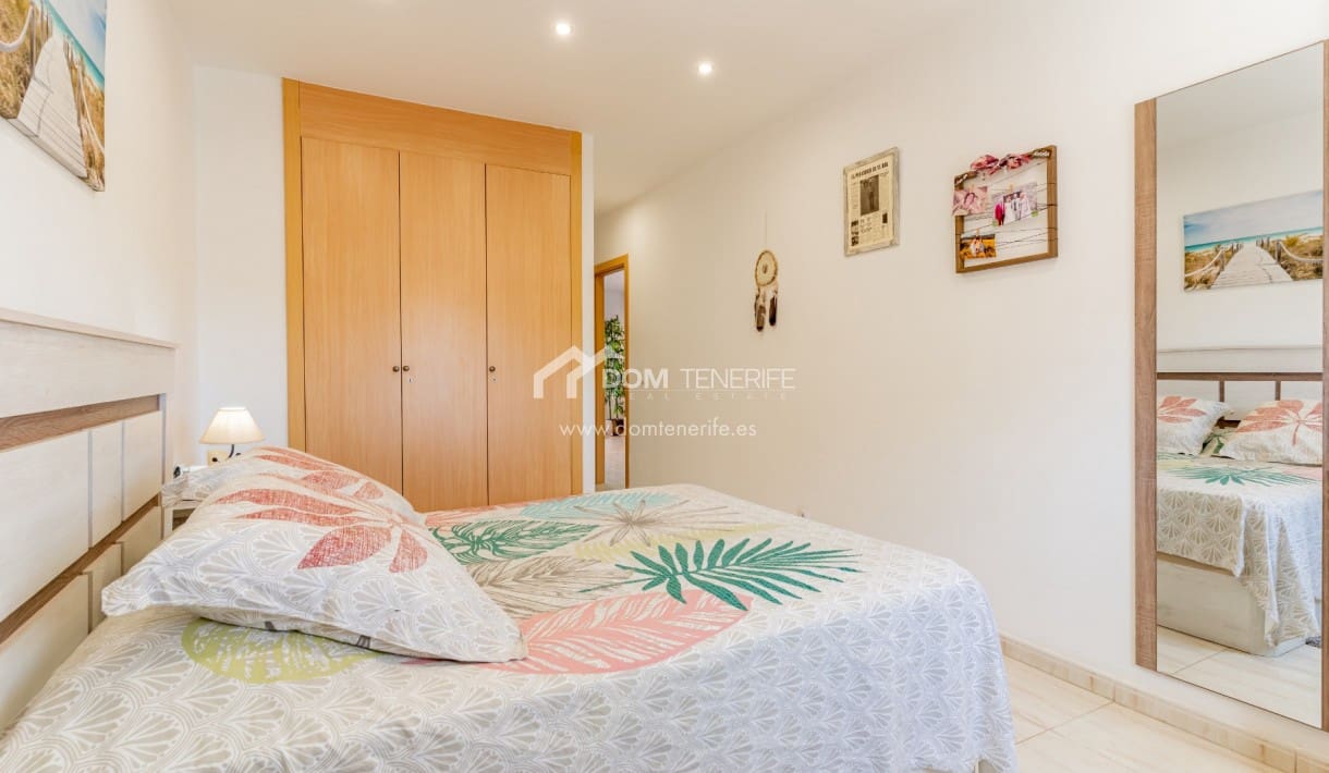 Apartamento de 2 habitaciones en Amarilla Golf en venta con piscina - 370.000 € (Ref: 9221883)