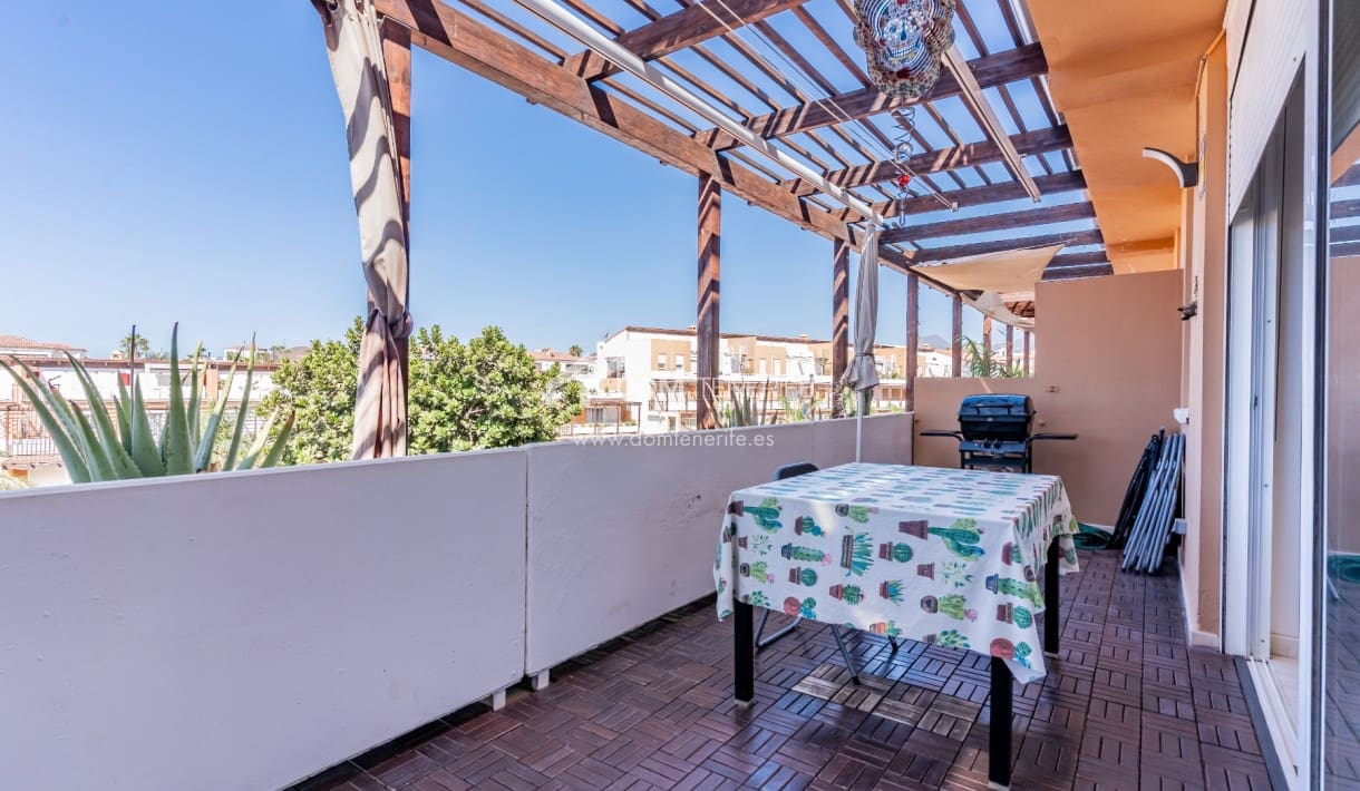 Apartamento de 2 habitaciones en Amarilla Golf en venta con piscina - 370.000 € (Ref: 9221883)