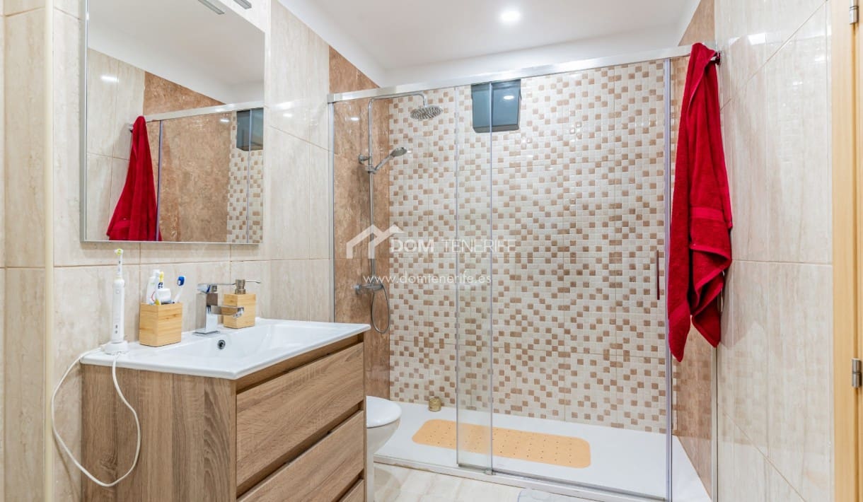 Apartamento de 2 habitaciones en Amarilla Golf en venta con piscina - 370.000 € (Ref: 9221883)