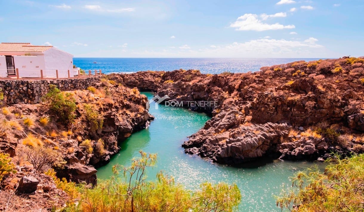 Apartamento de 2 habitaciones en Amarilla Golf en venta con piscina - 370.000 € (Ref: 9221883)