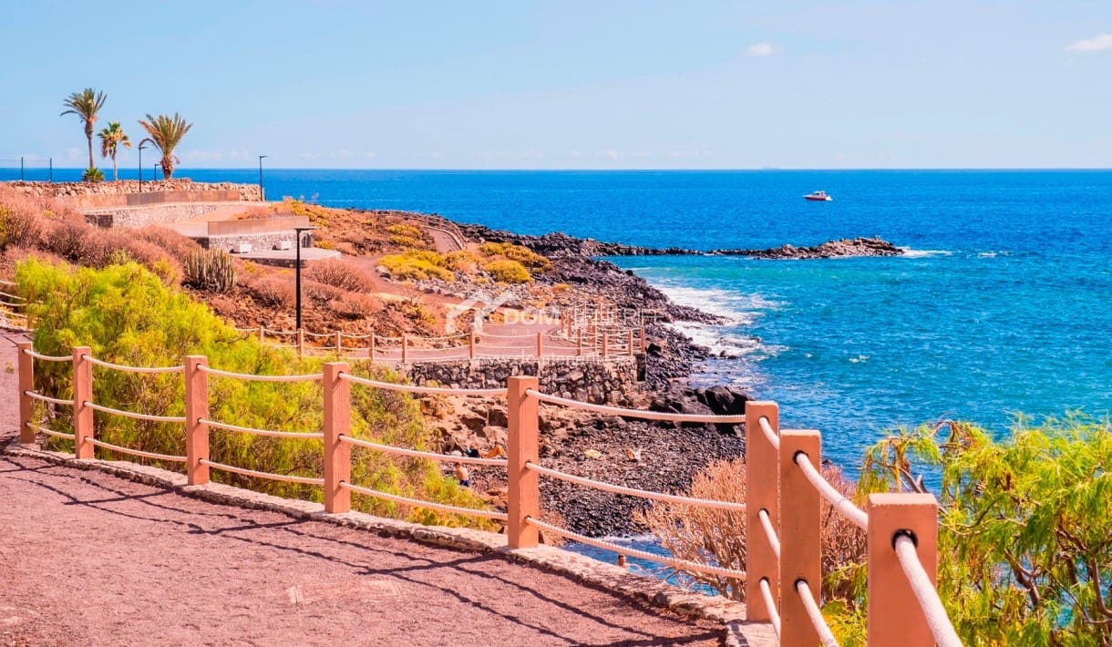 Apartamento de 2 habitaciones en Amarilla Golf en venta con piscina - 370.000 € (Ref: 9221883)