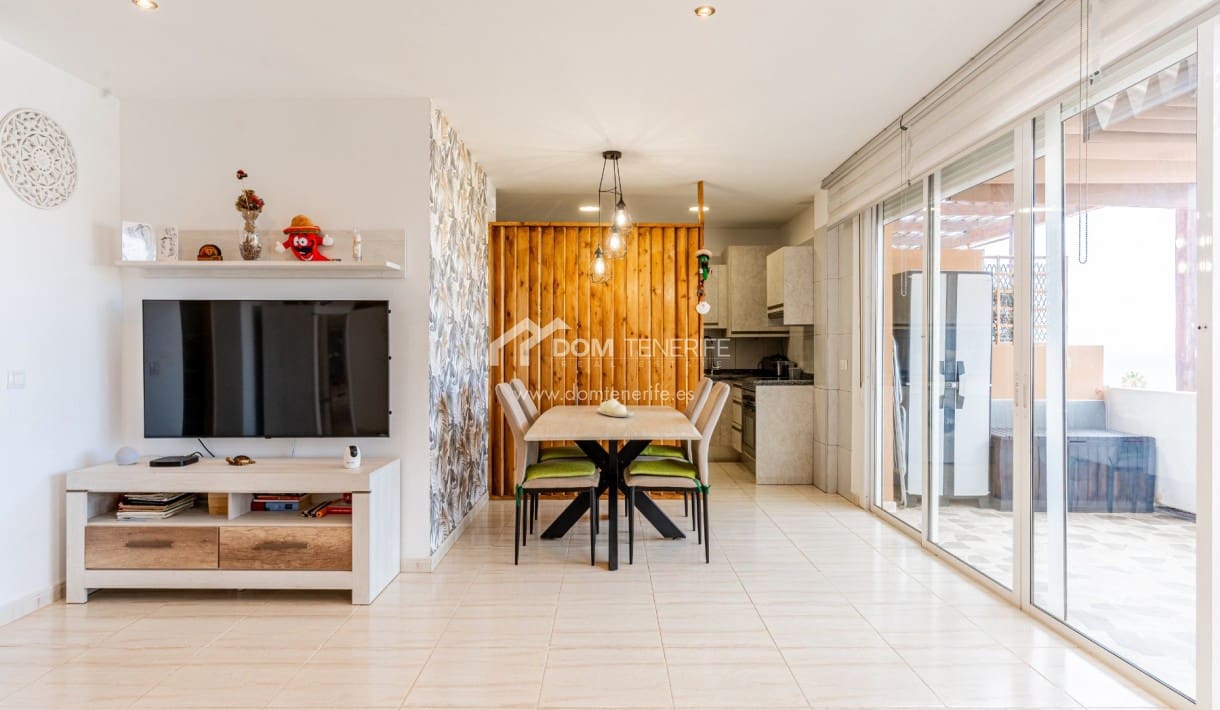 2 bedroom Apartment for sale in Amarilla Golf with pool - € 350,000 (Ref: 9221883)