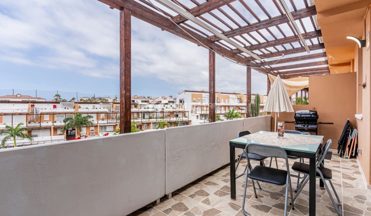 2 bedroom Apartment for sale in Amarilla Golf with pool - € 350,000 (Ref: 9221883)