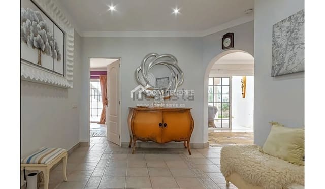 3 bedroom Villa for sale in Callao Salvaje, Adeje with pool - € 750,000 (Ref: 9232062)