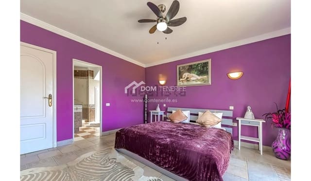 3 bedroom Villa for sale in Callao Salvaje, Adeje with pool - € 750,000 (Ref: 9232062)