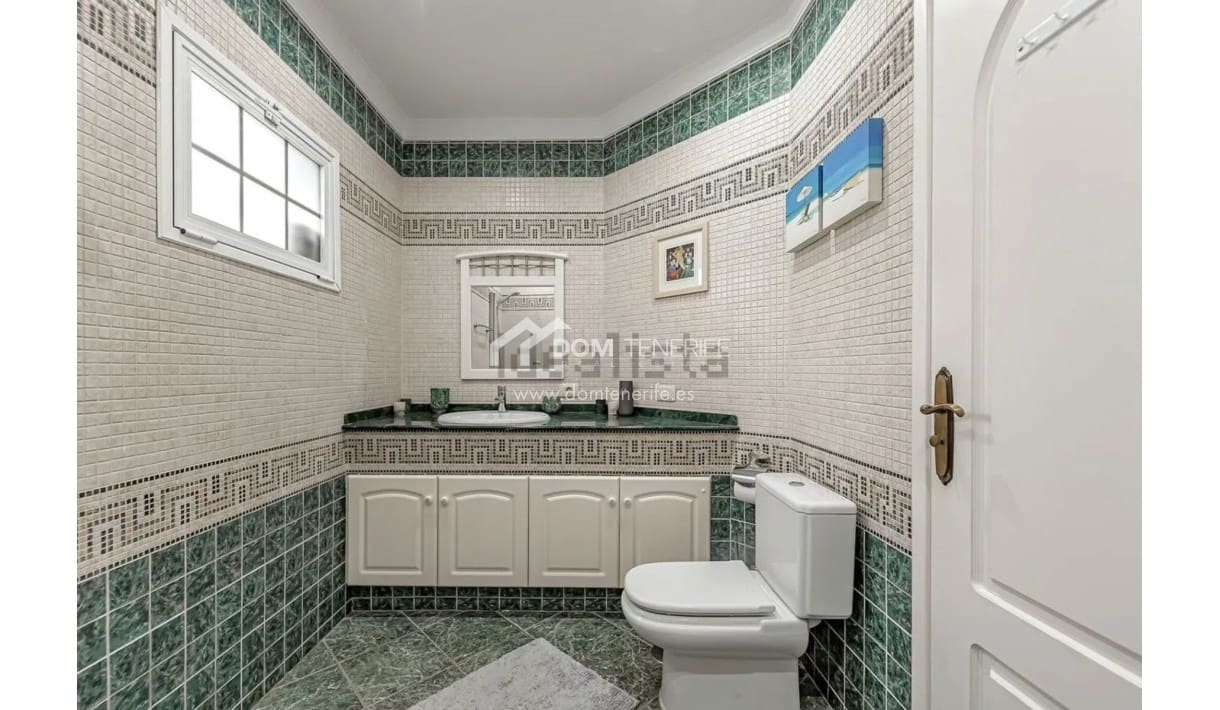 3 soveværelse Villa til salg i Callao Salvaje med swimmingpool - € 750.000 (Ref: 9232062)