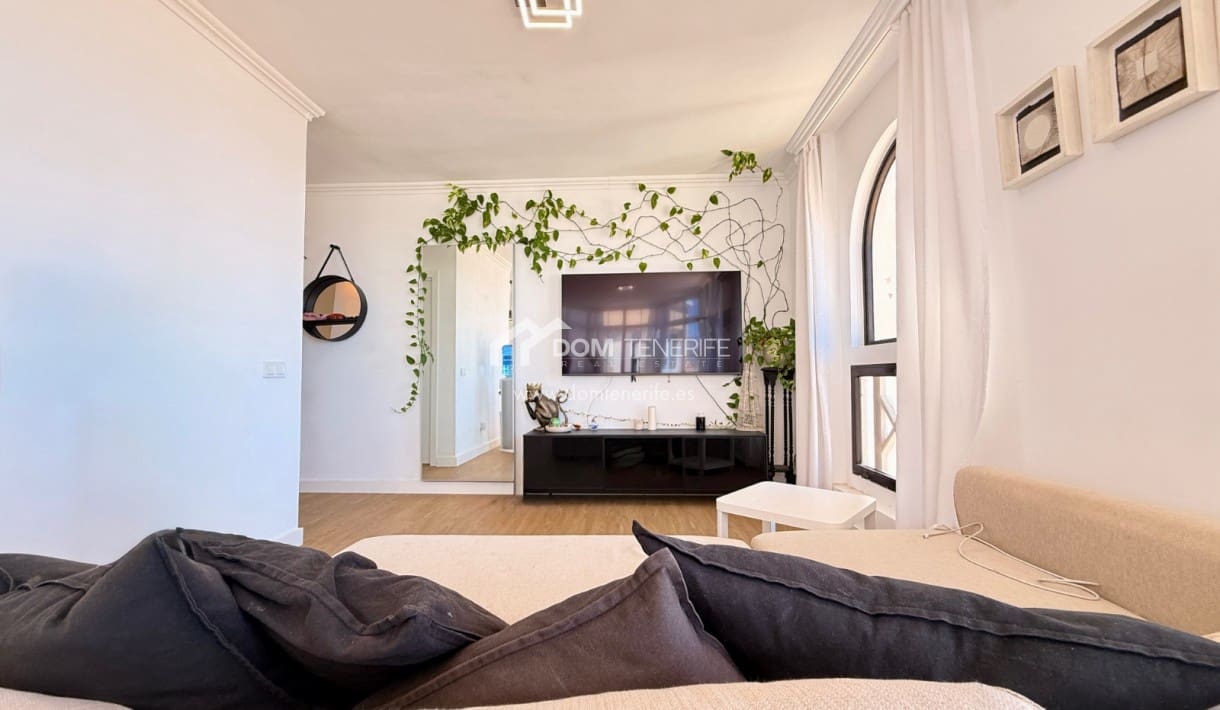 2 sovrum Hus till salu i Costa Adeje med garage - 515 000 € (Ref: 9270372)