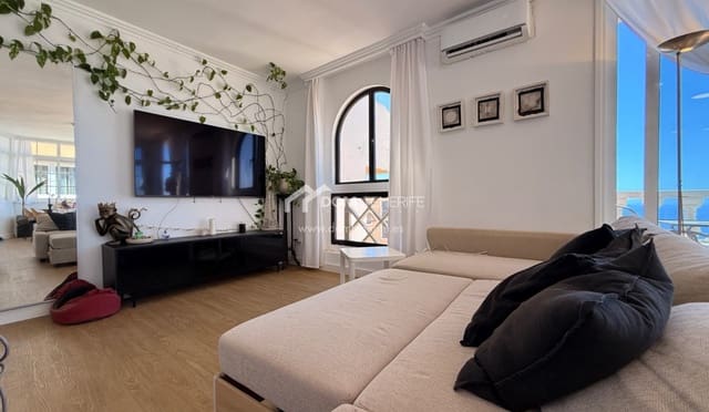 2 bedroom Townhouse for sale in San Eugenio Alto, Adeje with garage - € 515,000 (Ref: 9270372)