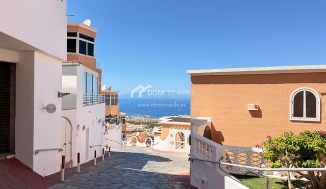 2 bedroom Townhouse for sale in San Eugenio Alto, Adeje with garage - € 515,000 (Ref: 9270372)