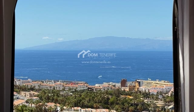 2 bedroom Townhouse for sale in San Eugenio Alto, Adeje with garage - € 515,000 (Ref: 9270372)