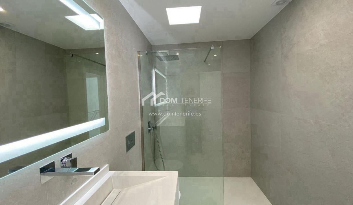 3 soveværelse Villa til salg i Fanabe med swimmingpool - € 1.400.000 (Ref: 9279815)