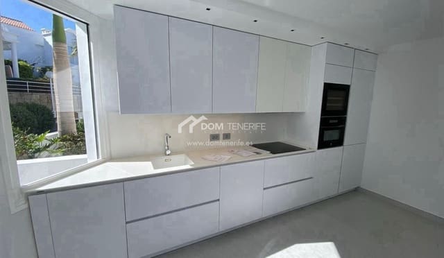 3 soveværelse Villa til salg i Fañabe, Adeje med swimmingpool - € 1.400.000 (Ref: 9279815)