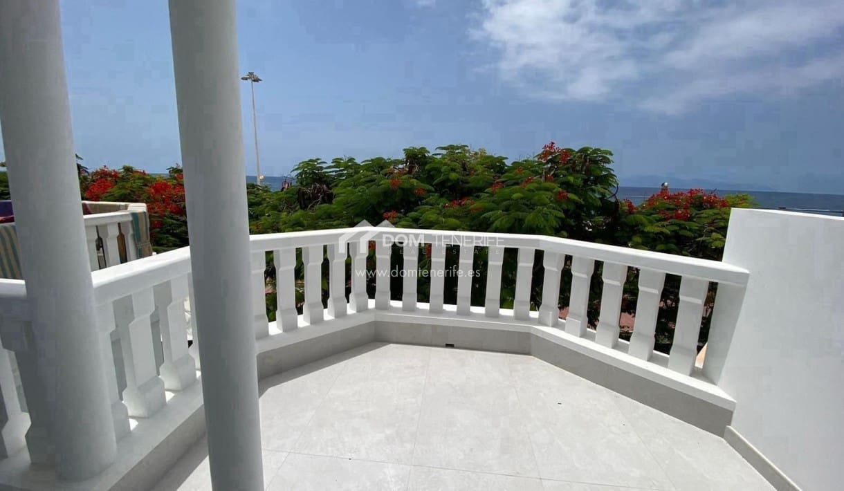 3 soveværelse Villa til salg i Fanabe med swimmingpool - € 1.400.000 (Ref: 9279815)