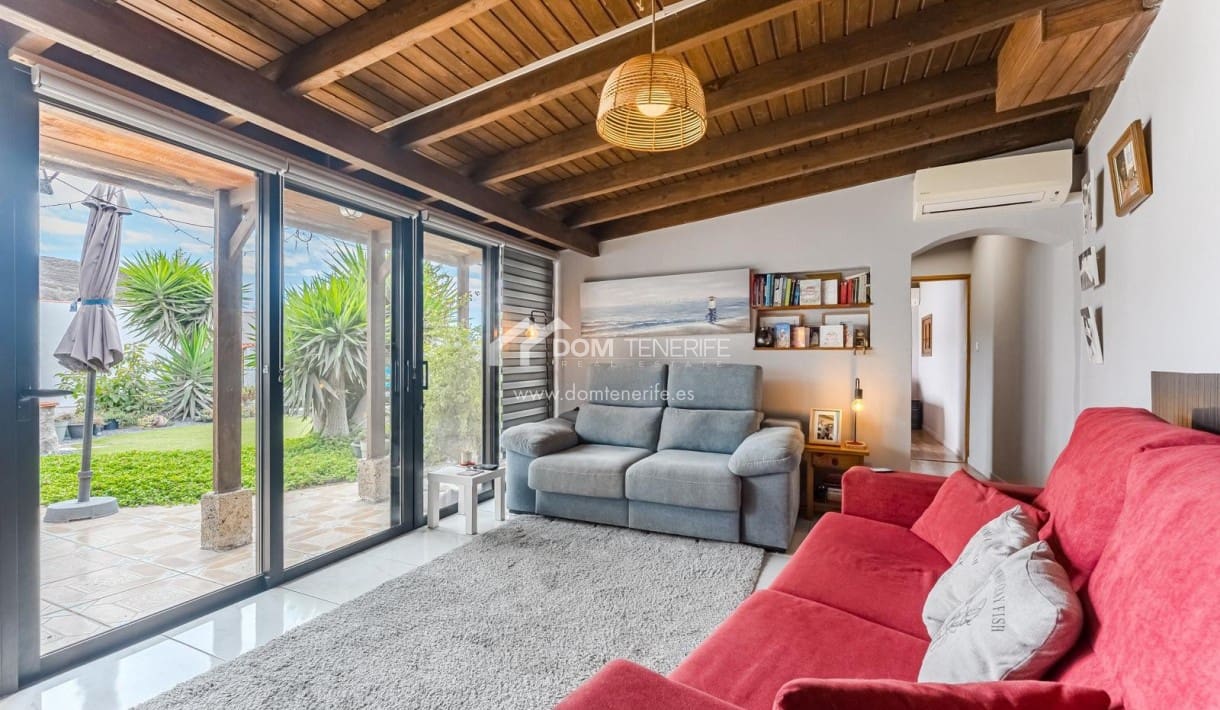 3 chambre Villa/Maison à vendre à Granadilla de Abona avec piscine - 389 000 € (Ref: 9295047)