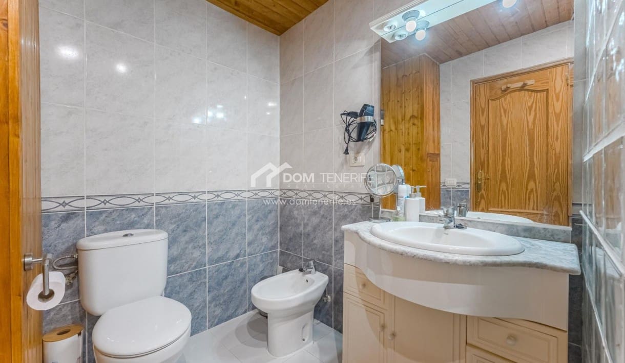 3 chambre Villa/Maison à vendre à Granadilla de Abona avec piscine - 389 000 € (Ref: 9295047)