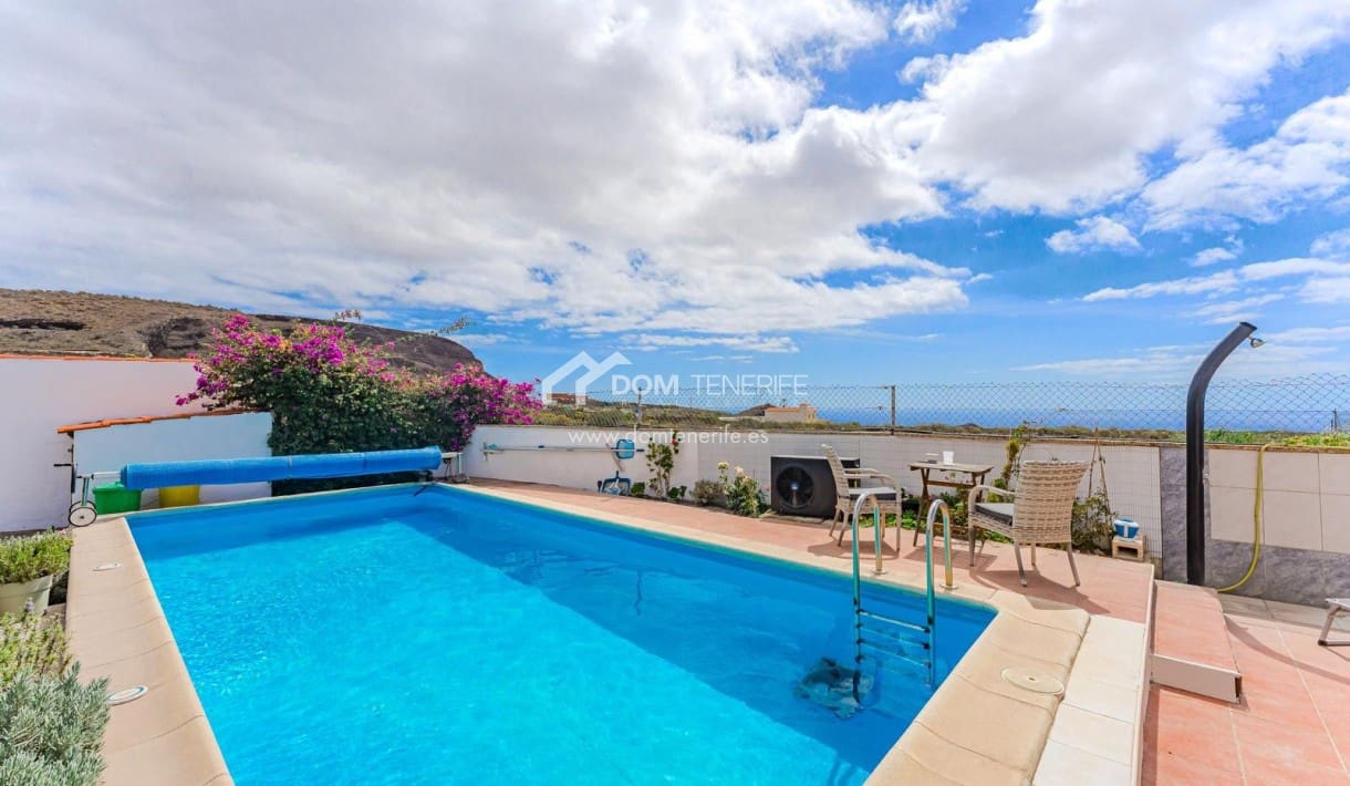 3 chambre Villa/Maison à vendre à Granadilla de Abona avec piscine - 389 000 € (Ref: 9295047)